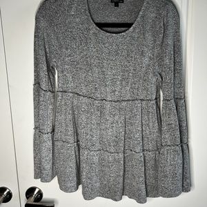 Gray long sleeve top